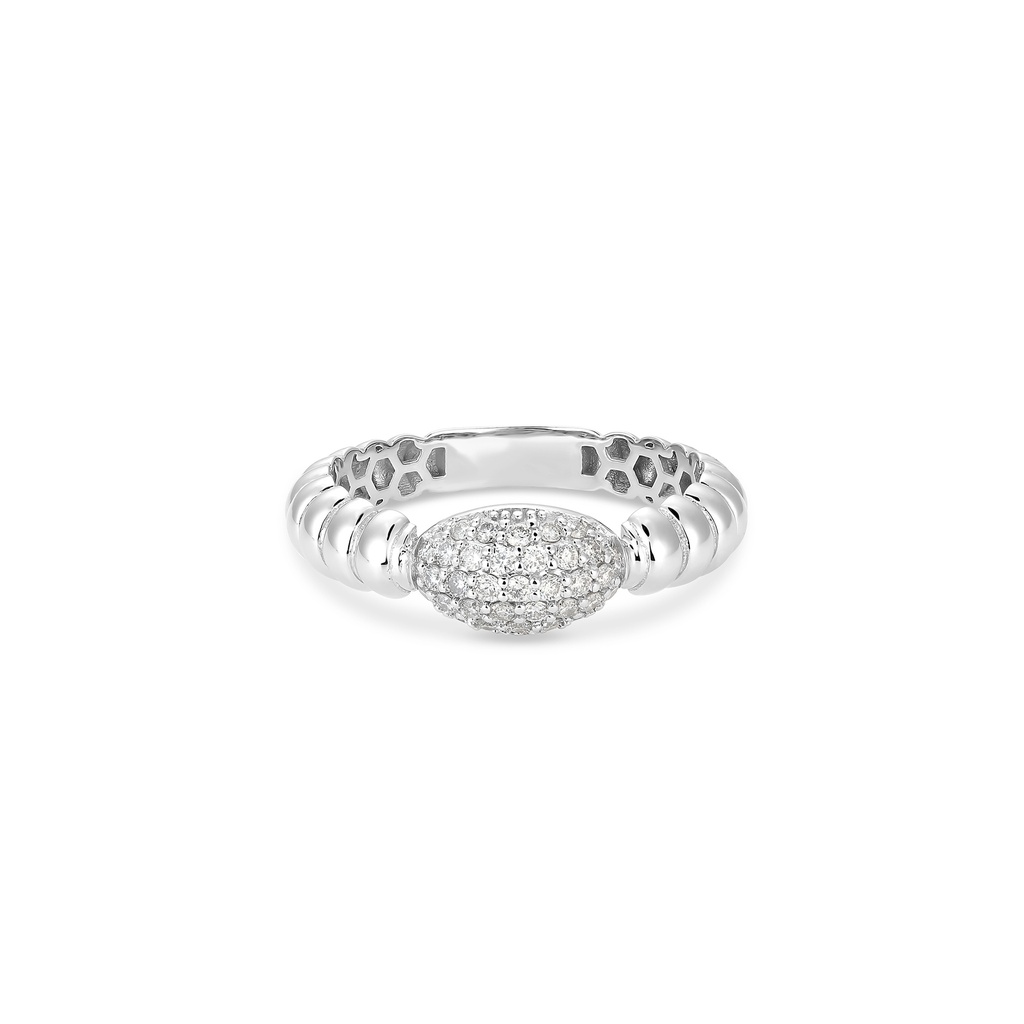 Oval Essence Diamond Ring